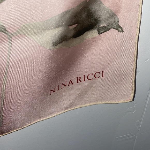 Vintage nina ricci silk scarf - Picture 2 of 7